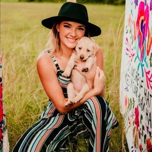 Meet your Posher, Bailey